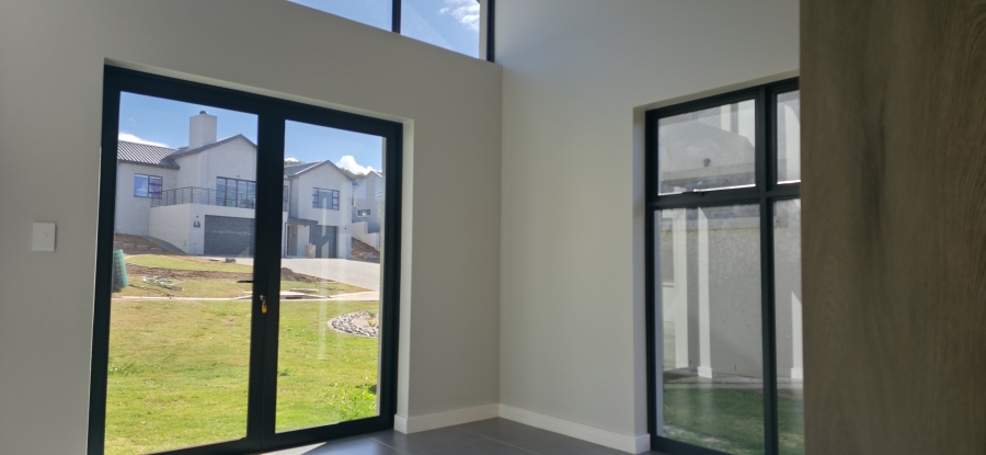 3 Bedroom Property for Sale in Hartland Lifestyle Estate Western Cape